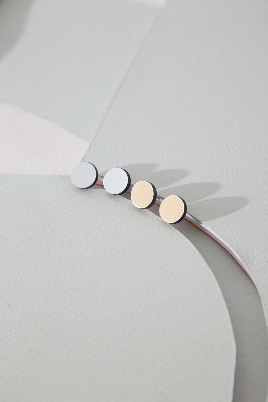 Audrey Circle Tiny Earrings