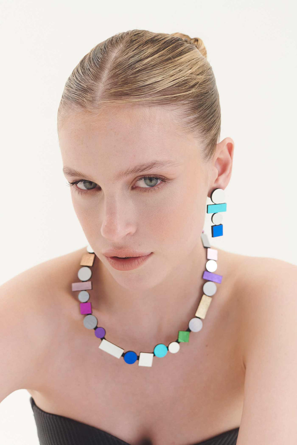 Bauhaus Necklace Round - Rainbow
