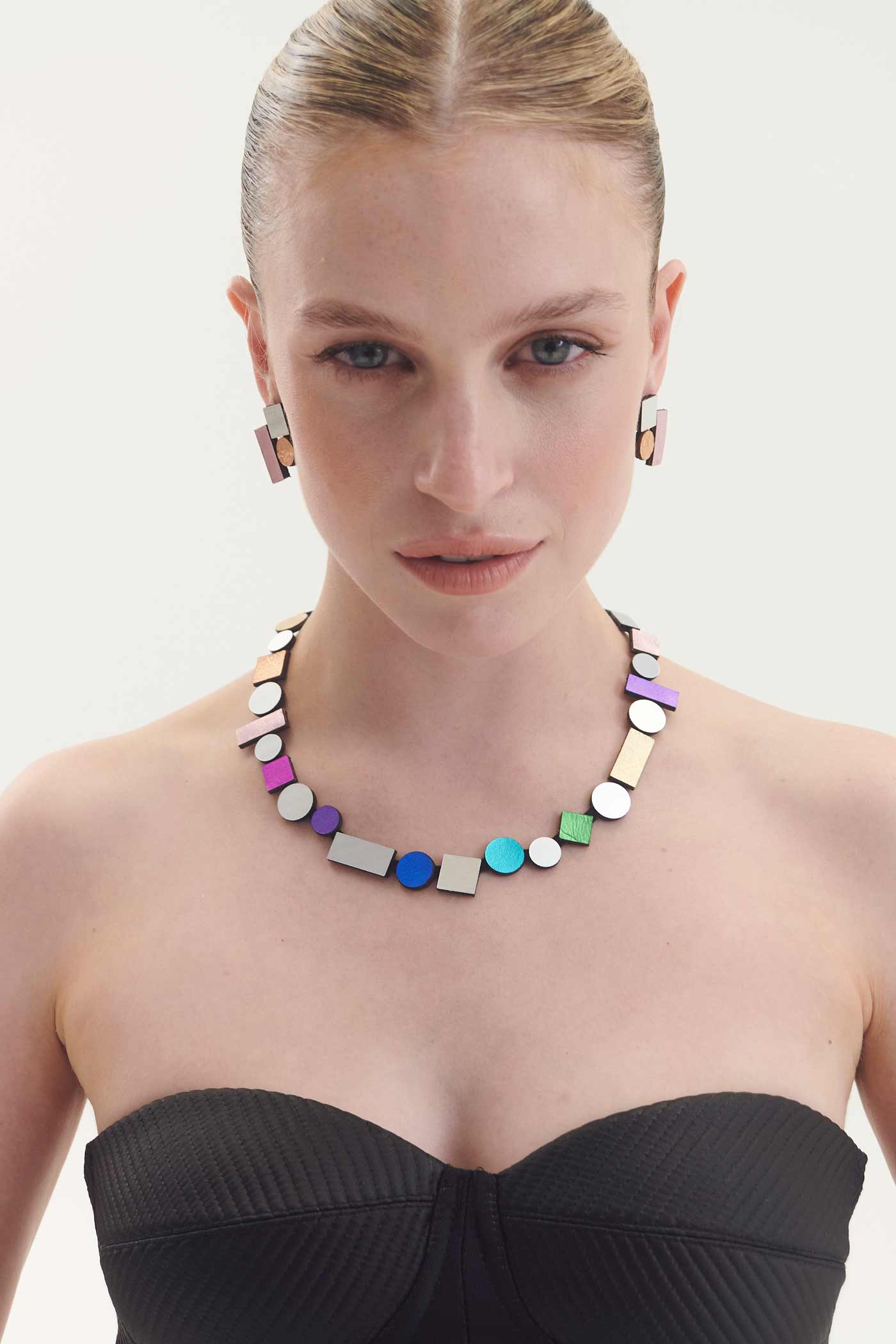 Bauhaus Necklace Round - Rainbow