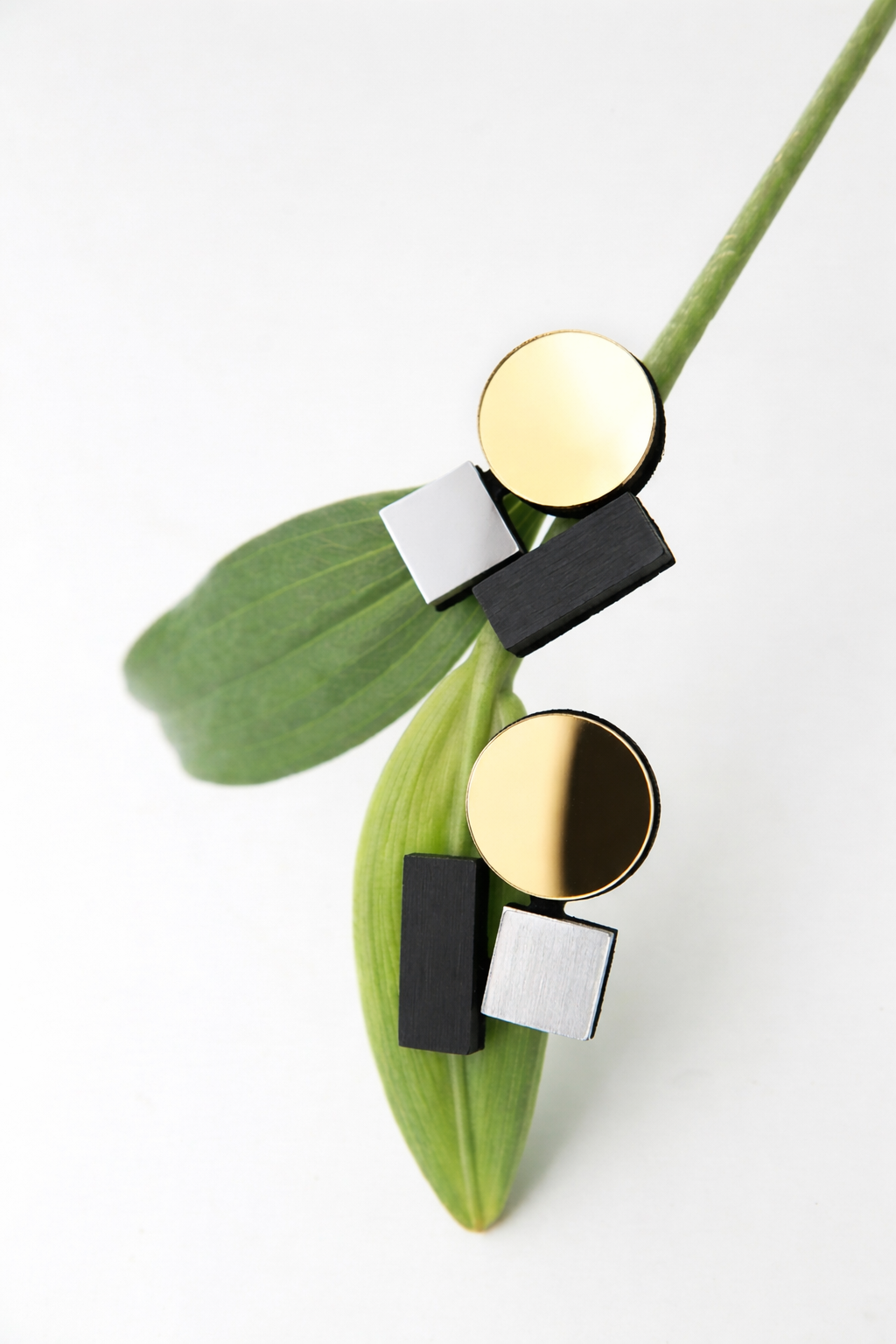 Bauhaus Earrings Small - Silver/Black/Gold - Clip-On