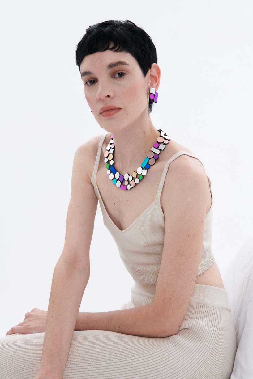 Bauhaus Round Necklace Double Layer - Silver /Rainbow