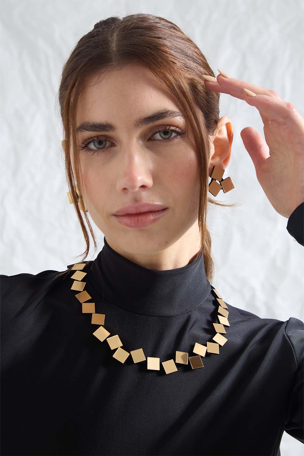 Bauhaus Necklace Round Squares - Gold
