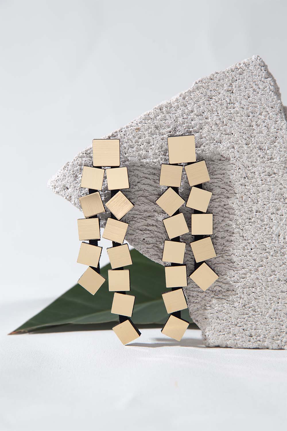 Bauhaus Earrings Squares Long - Gold