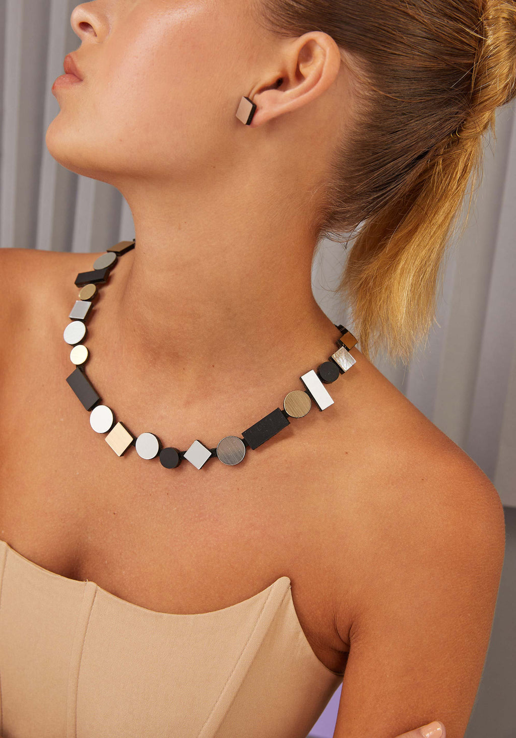 Bauhaus Necklace Round - Silver/Black/Gold