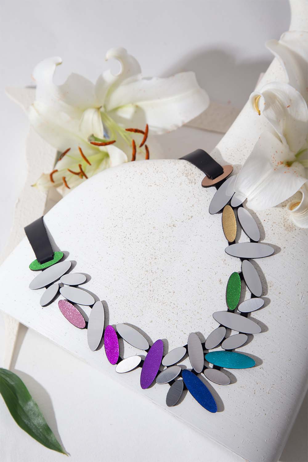 Colors Petals Necklace - Silver/Rainbow