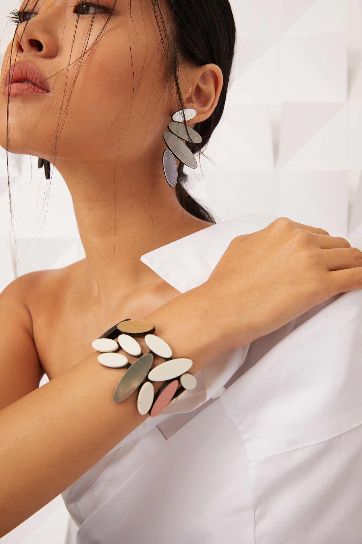 Colors Petals Large Earrings - Silver