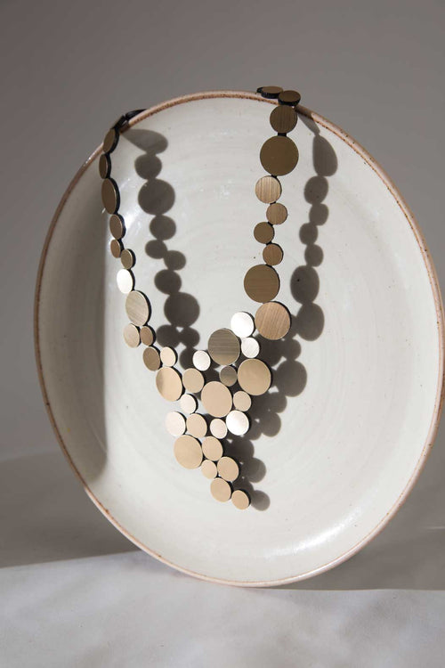 Collar Abstraction V - Oro