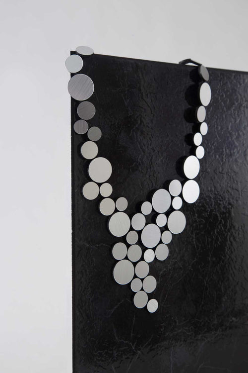Collar Abstraction V - Plata