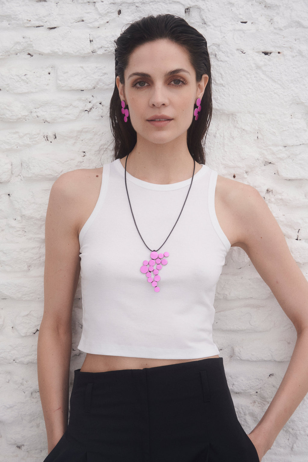 Collar Colgante Abstraction - Cuero Fuchsia Metálico