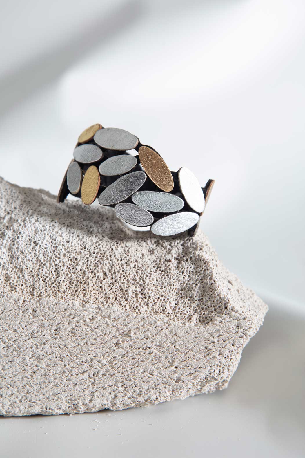 Emma Bracelet Medium - Silver /Gold
