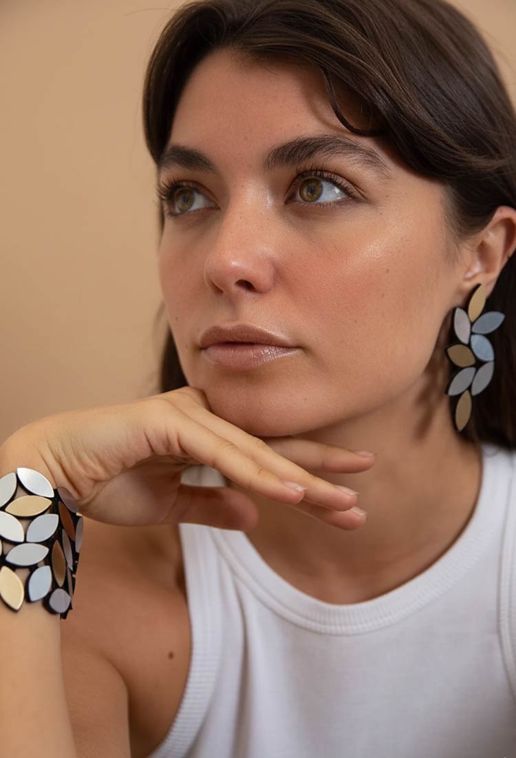 Kate Leaves Earrings Large - Silver/Gold