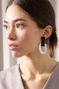 Miss Link Earrings Short - Silver/Black