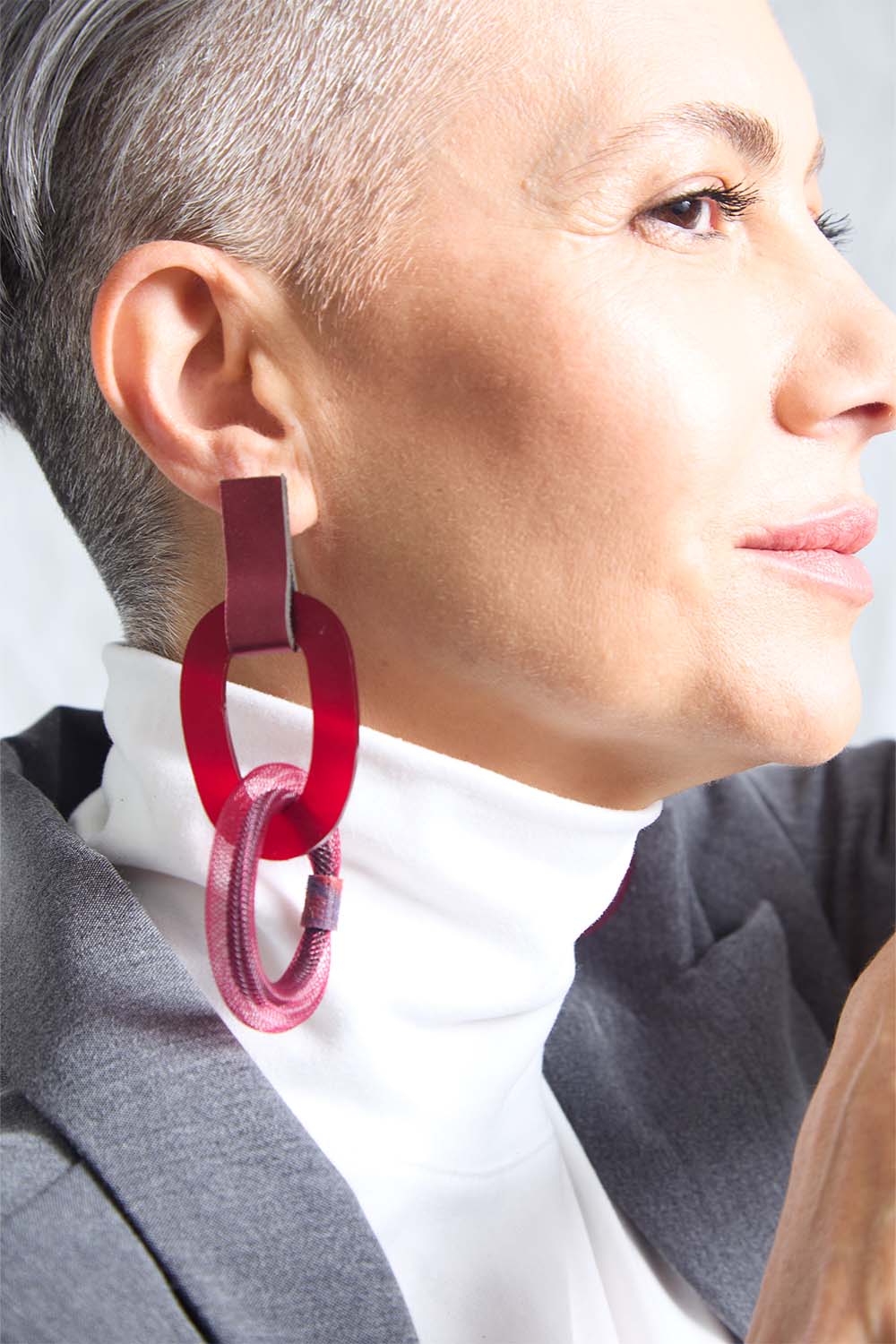 Miss Link Earrings Large - Burgundy