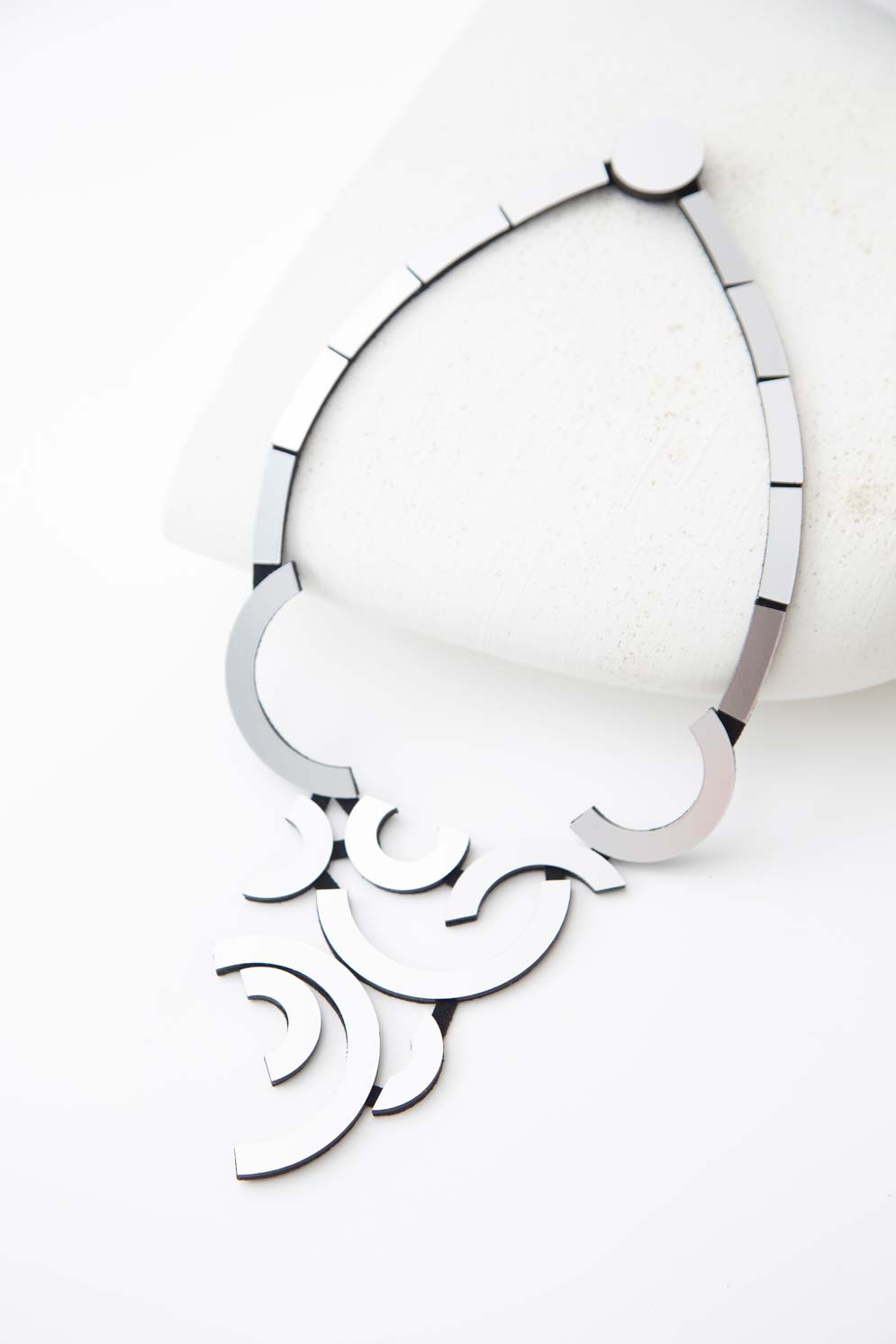 Mies Orbit Necklace Large - Silver