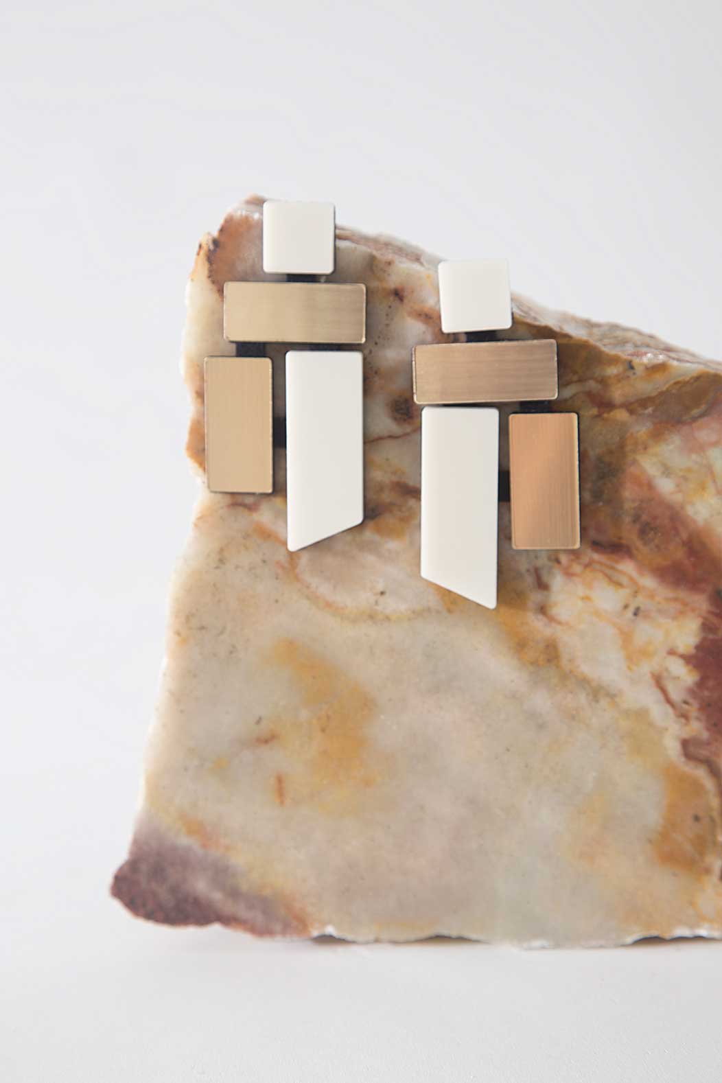 Piet Earrings - Ivory/Gold