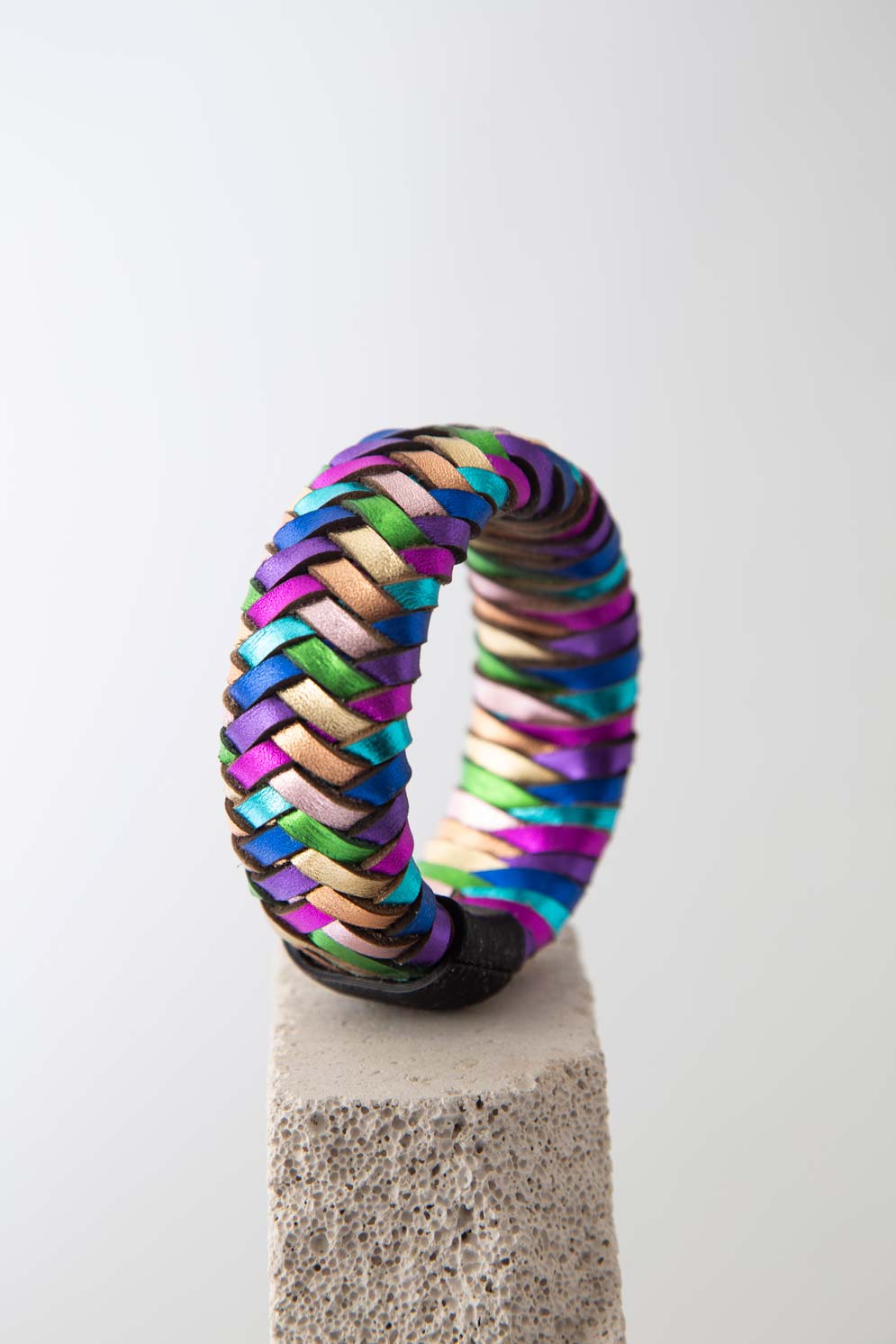 Rainbow Bracelet Woven - Rainbow