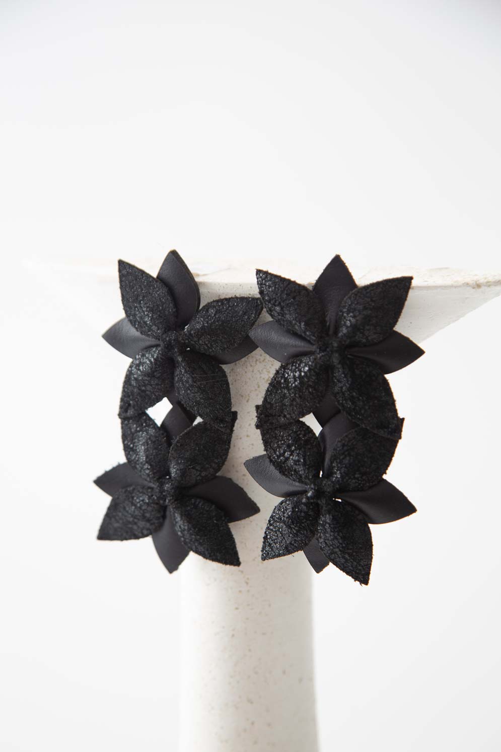 Isabella Flower Earrings - Black