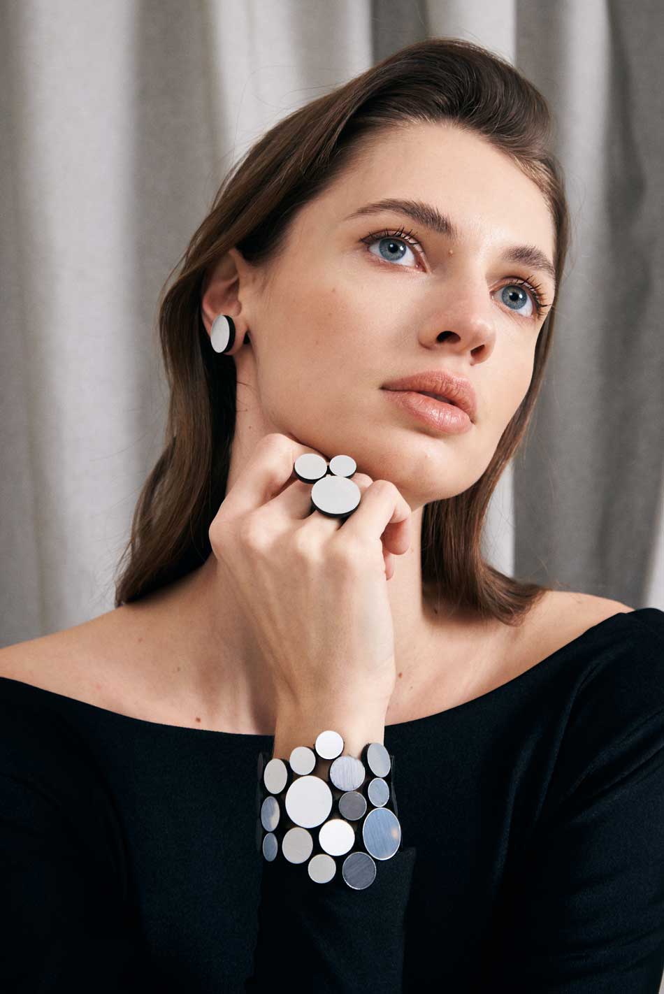 Abstraction Bracelet Asymmetric - Silver